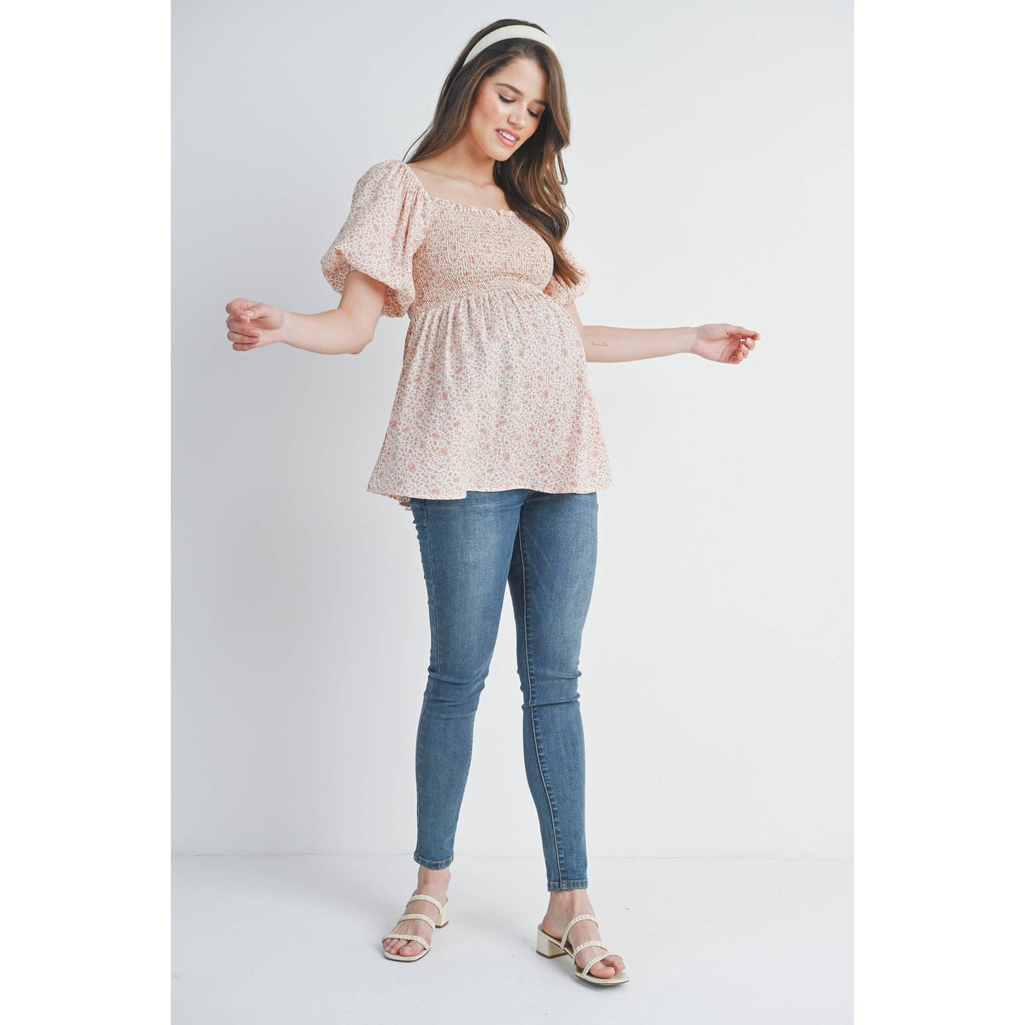 Floral Puff Sleeve Maternity Smocked Top